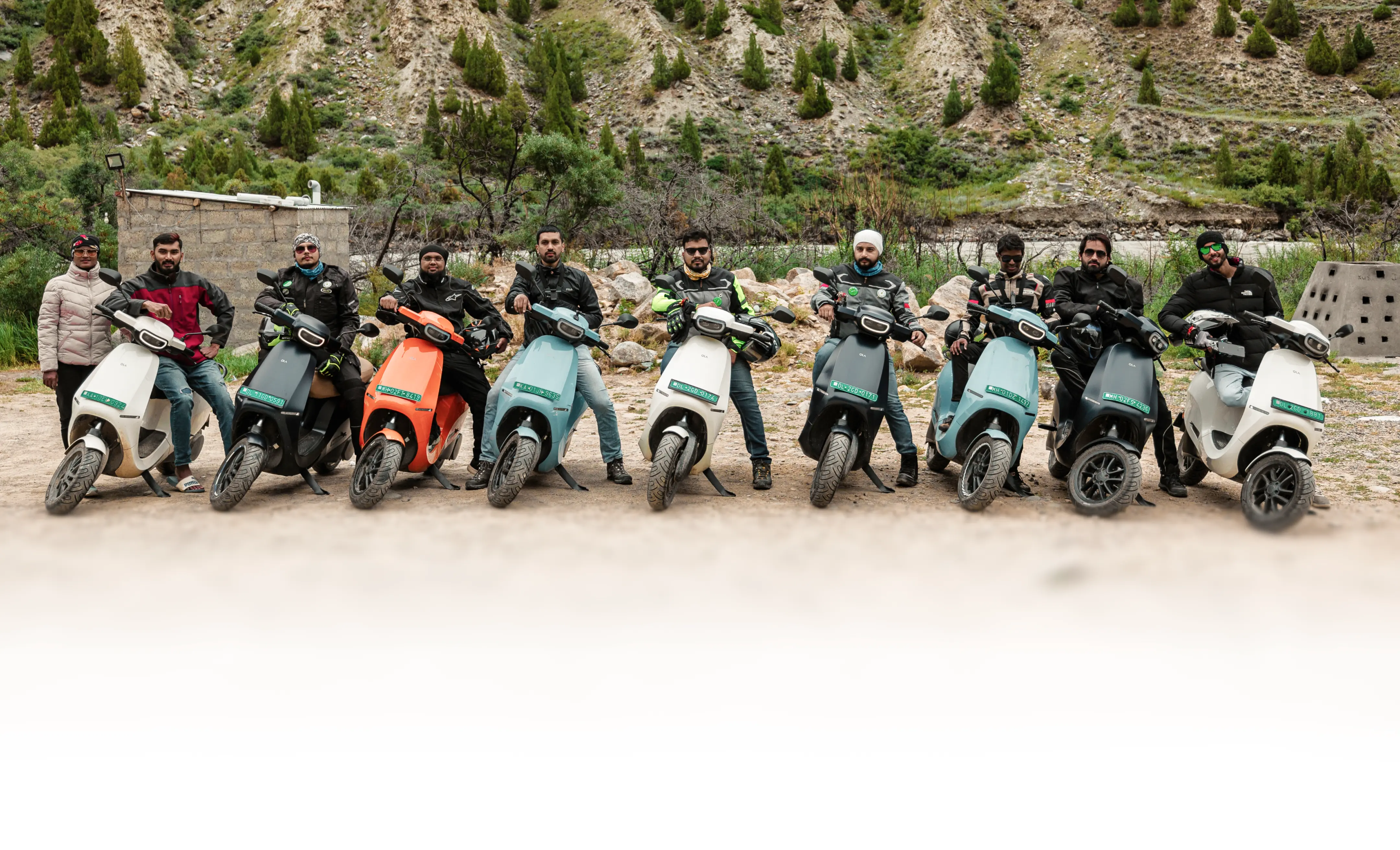 ola_insider_family_circle_web_bg_image